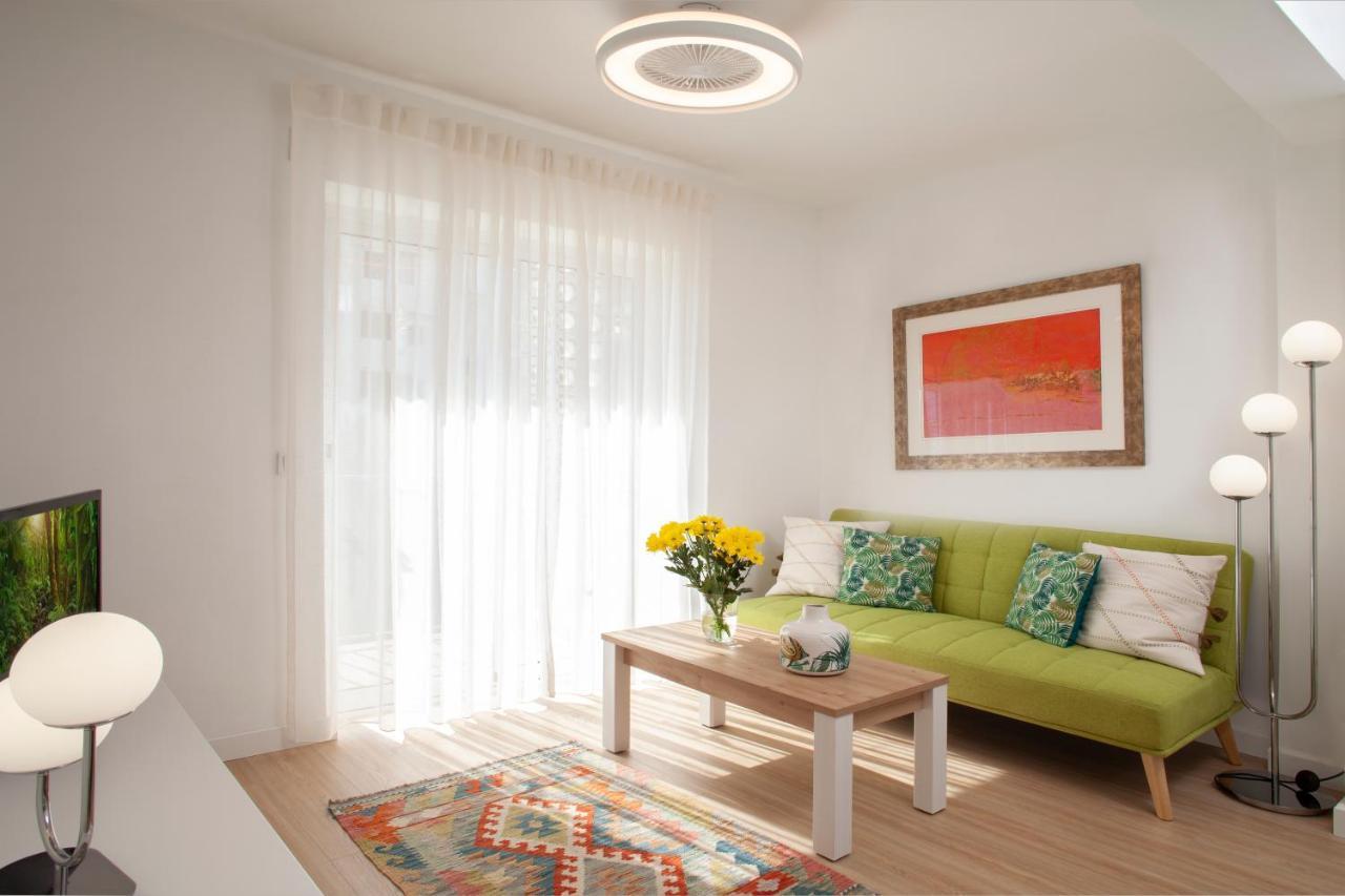 Lovely Beachfront Apartment In Calahonda Sitio de Calahonda Exterior foto