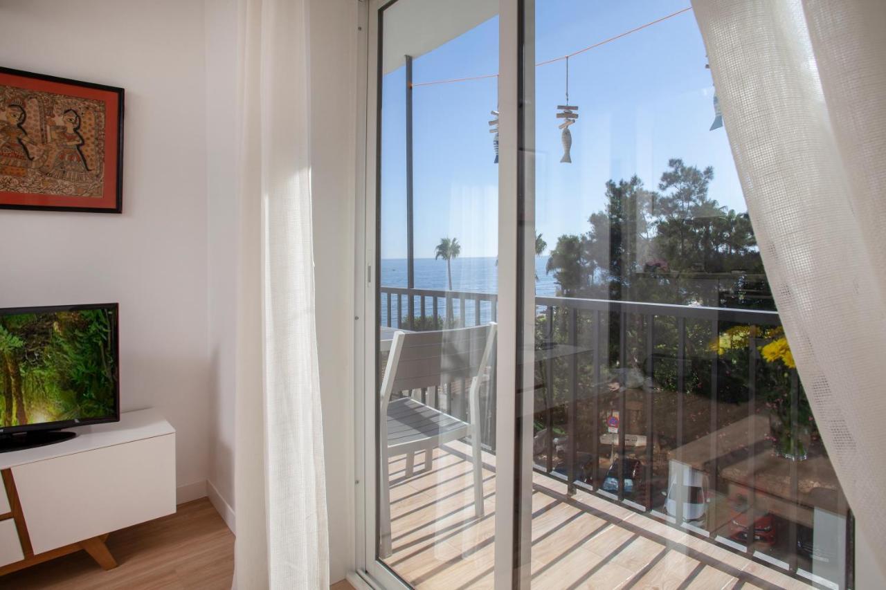 Lovely Beachfront Apartment In Calahonda Sitio de Calahonda Exterior foto